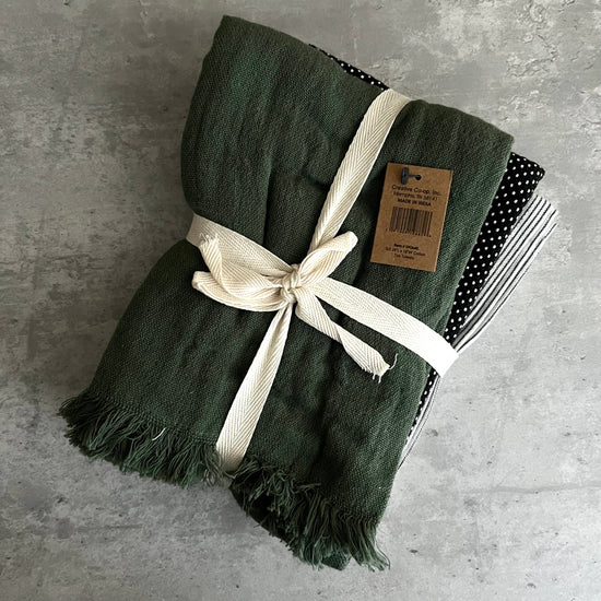Green and Black Tea Towel Set
